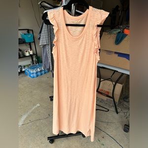 Universal thread ruffle sleeve dress coral size medium